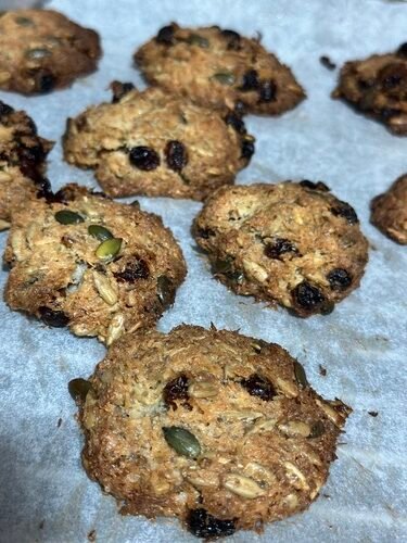 Keto sausainiai su kokosu seklomis mazai angliavandeniu be miltu be gliuteno